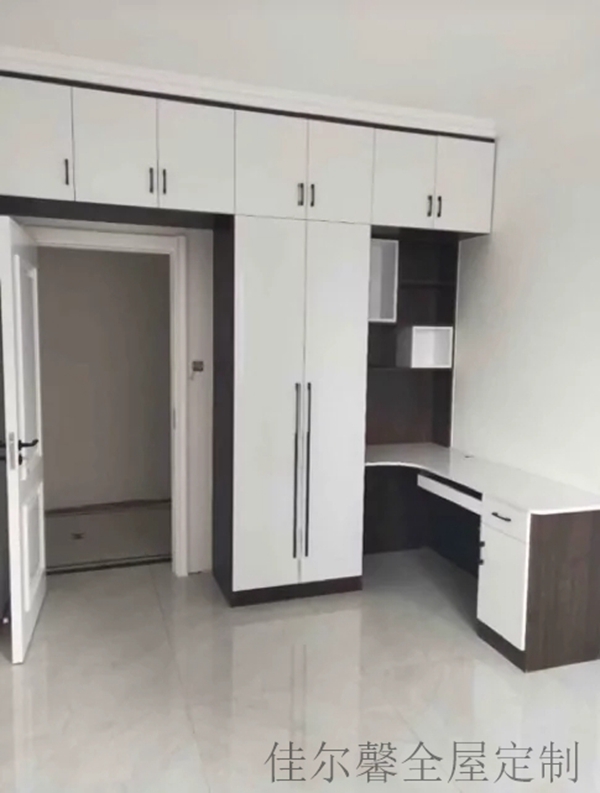 全屋定制衣柜