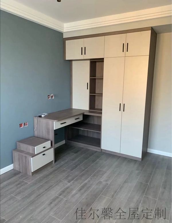 全屋定制衣柜