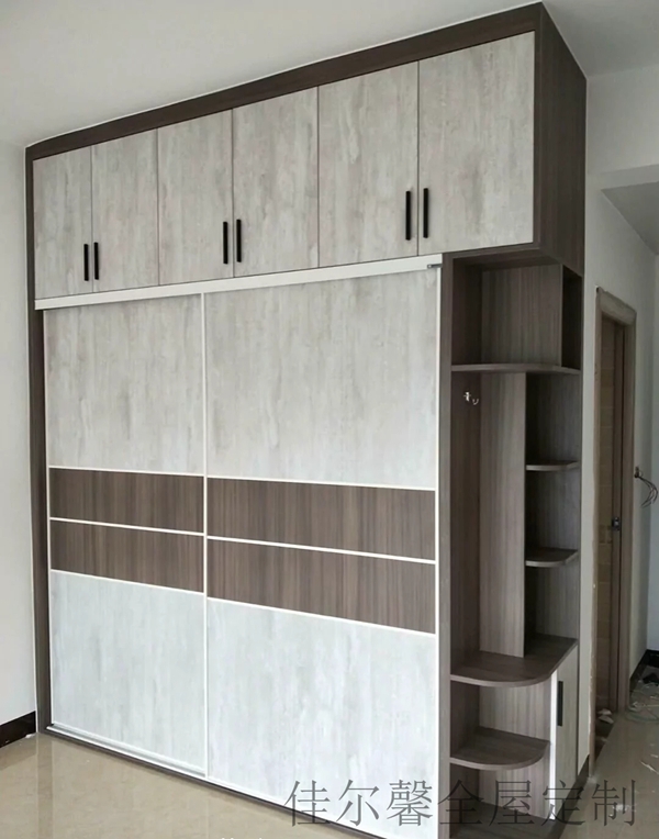 全屋定制衣柜