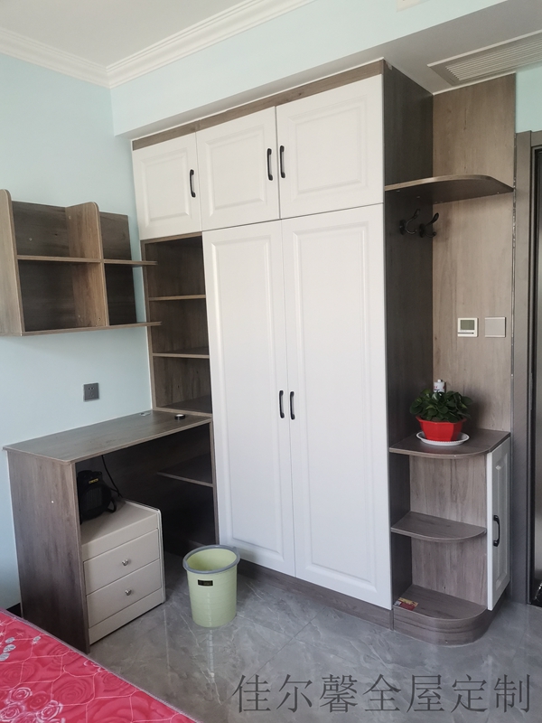 全屋定制衣柜